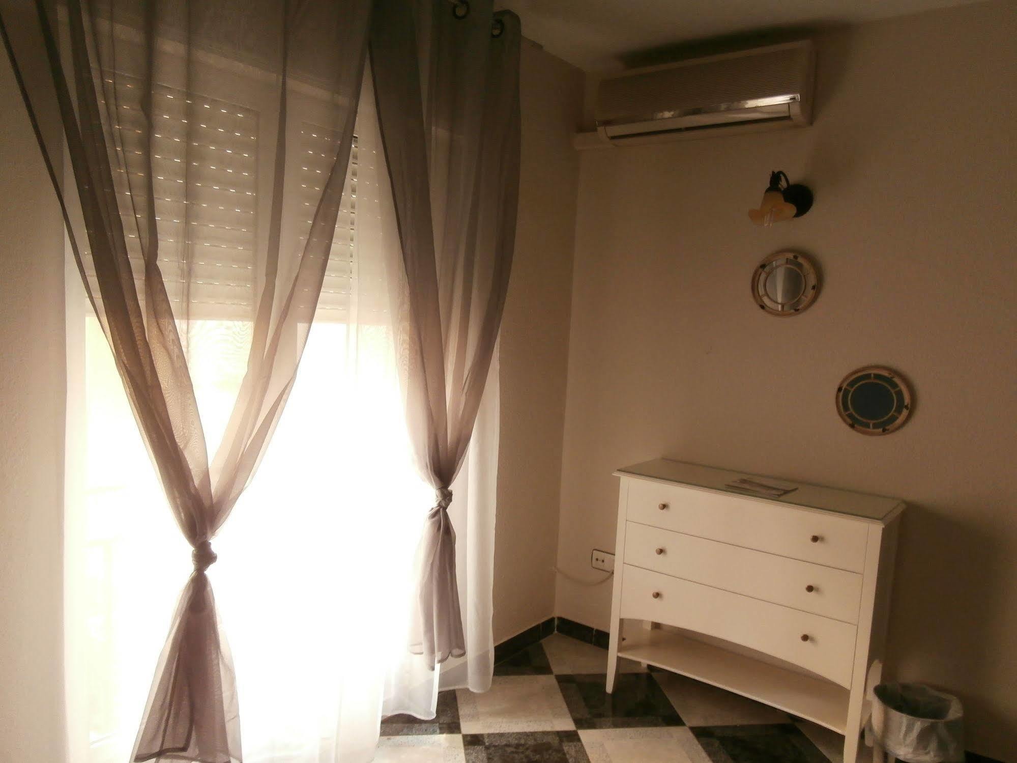 Agur Fuengirola